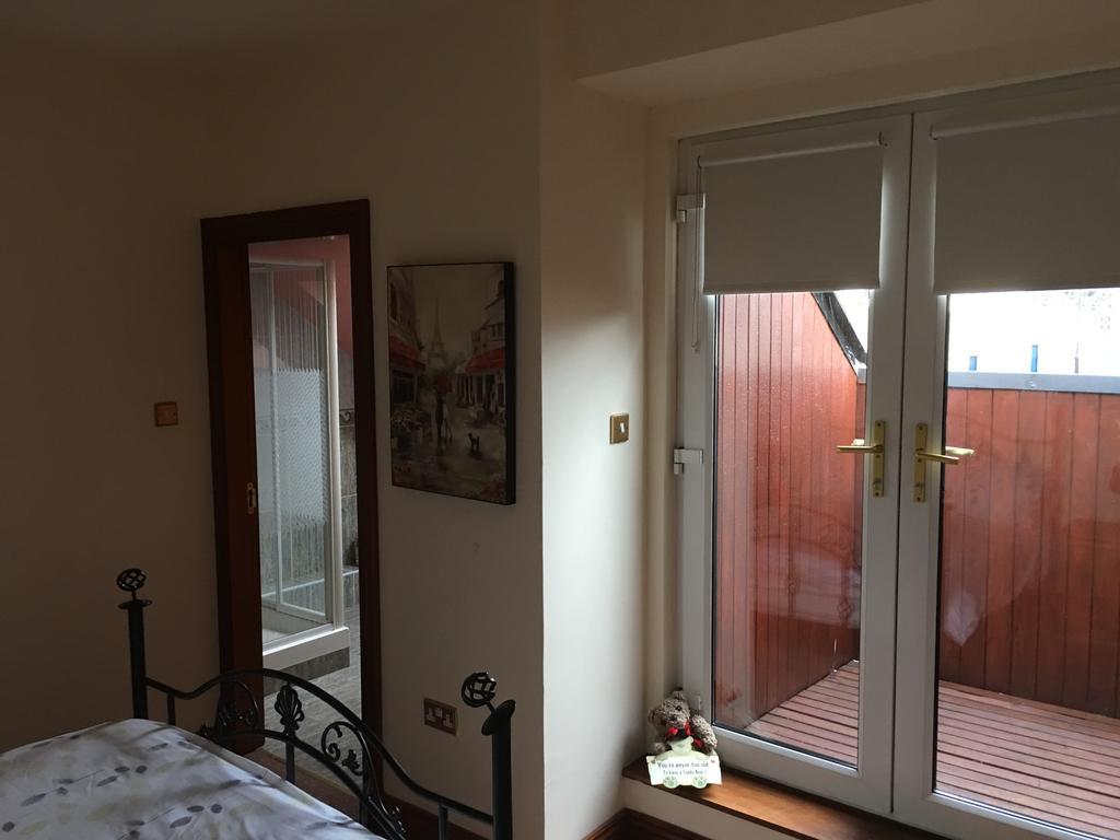Riverside Apartment *